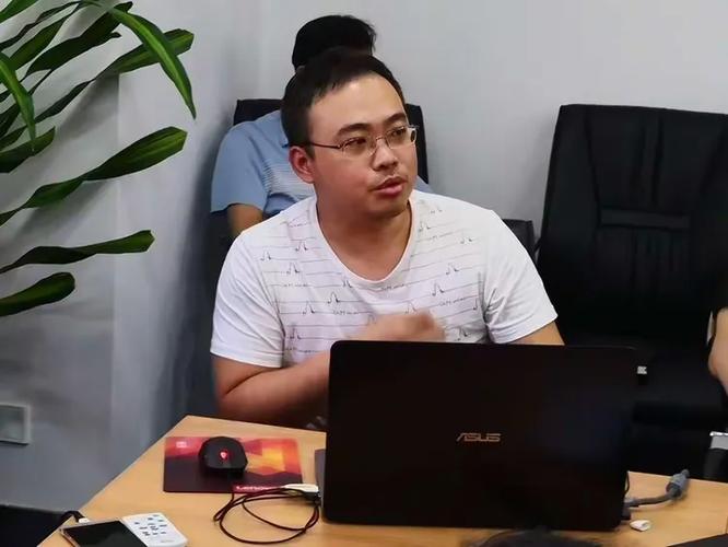 市担保公司召开风险剖析会议 三顺网络